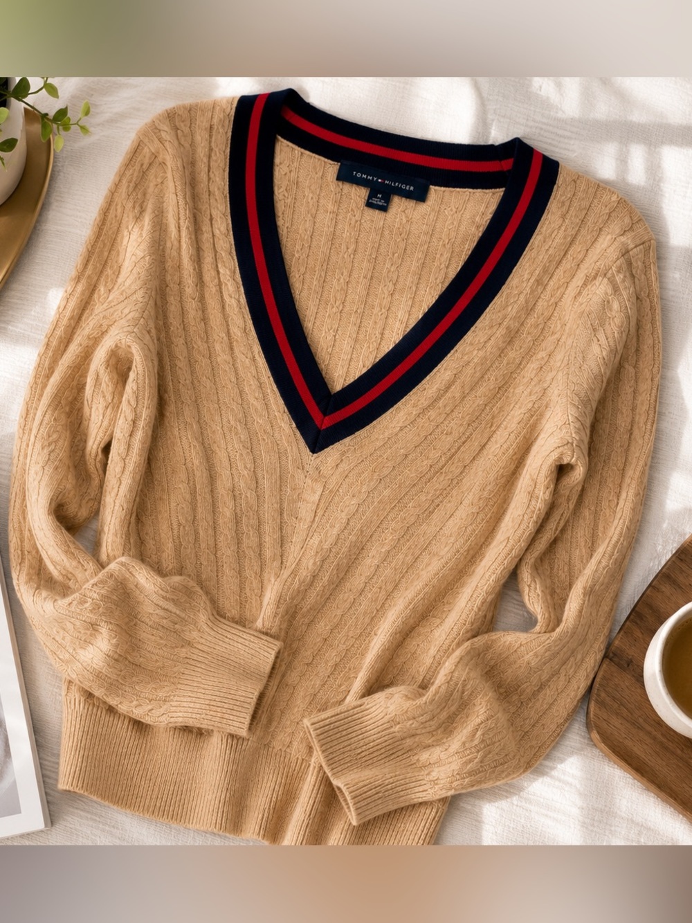 Tommy Hilfiger Cable Knit V-Neck Sweater – Size Medium